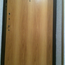 Каретная стяжка двери